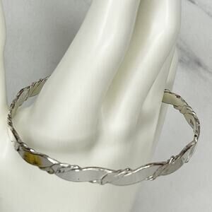 Vintage Mexico Silver Tone Flat Braided Bangle Bracelet ✨